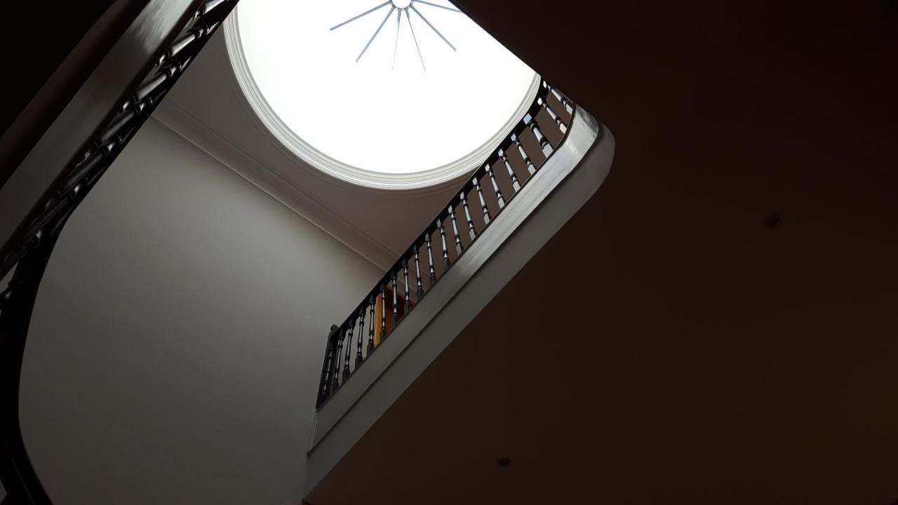 Cool Guesthouse Porto Bagian luar foto