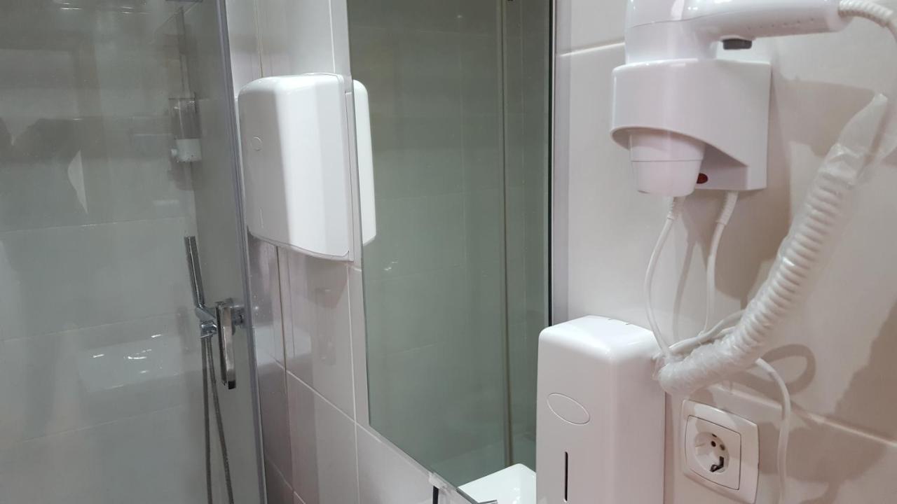 Cool Guesthouse Porto Bagian luar foto