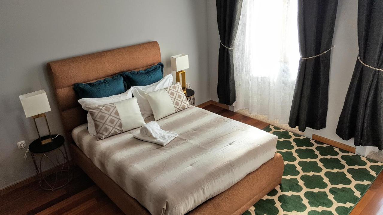 Cool Guesthouse Porto Bagian luar foto