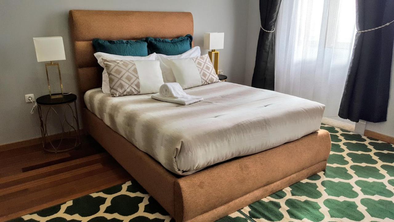 Cool Guesthouse Porto Bagian luar foto